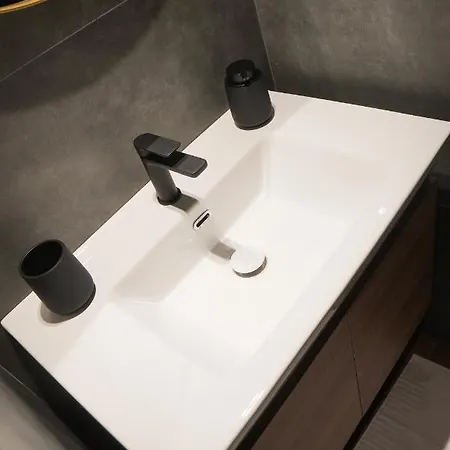 Kristall Premium Апартаменты *