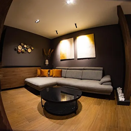 Kristall Premium Апартаменты *