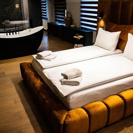 Kristall Premium Apartment *
